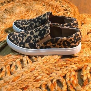 Steven Madden 🐆 Leopard Slip On Size 6.5